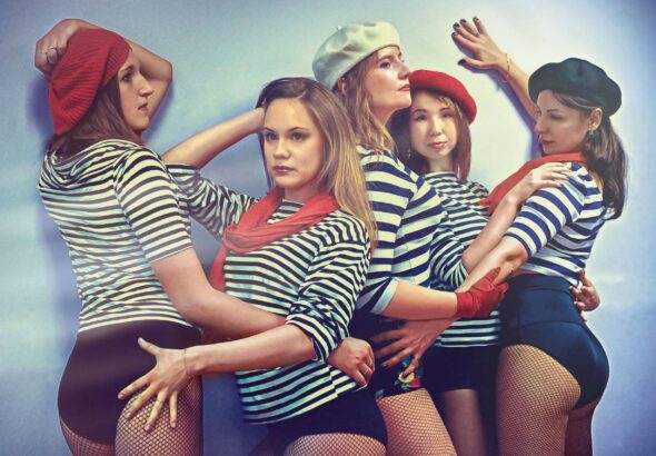 person-people-girl-photography-view-france-1280921-pxhere.com